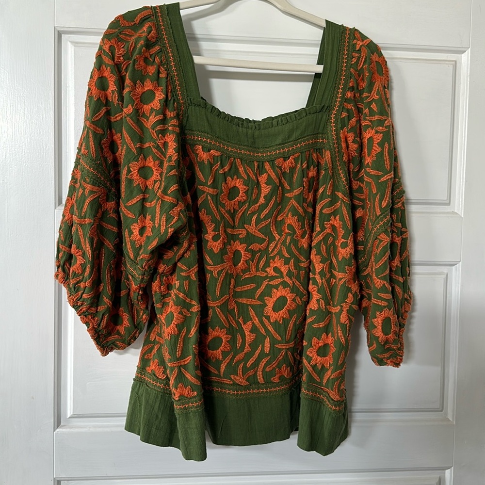 Sister Mary embroidered top, Size L